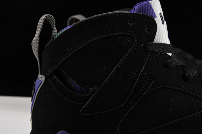 AIR JORDAN 7 RETRO