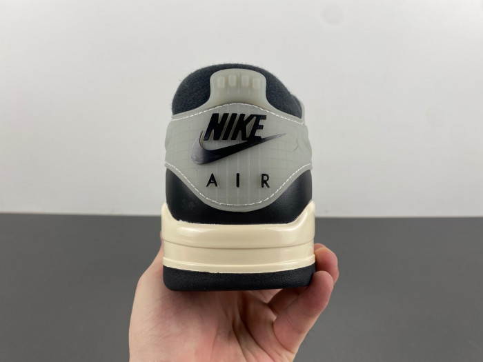 Air Jordan 4 RM “Black Cat” 4 RM  FQ7939-006