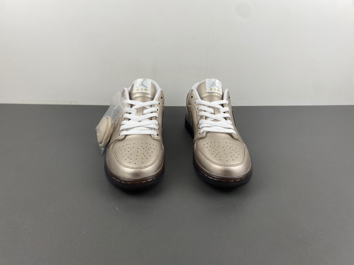Air Jordan 1 Low  HQ3529-099