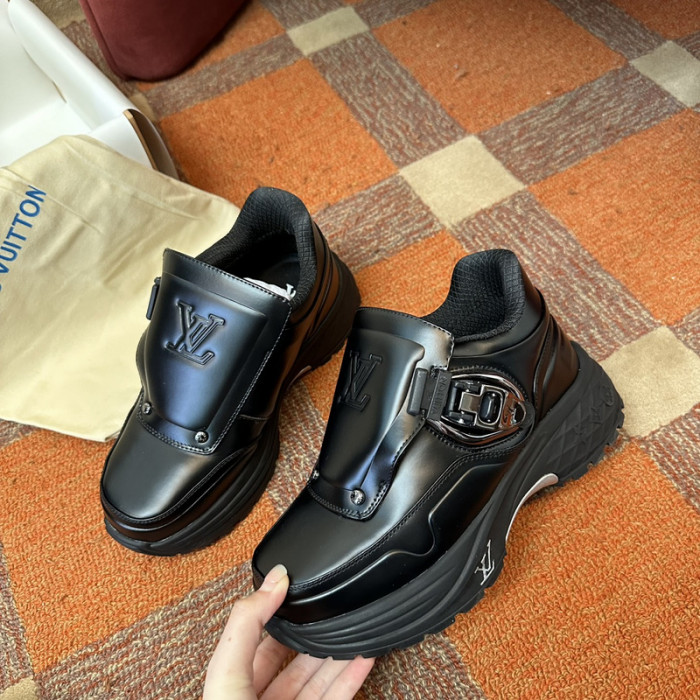 L&V SNEAKERS