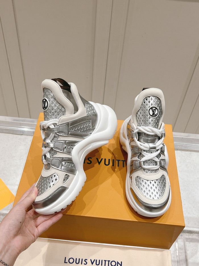 L&V SNEAKERS