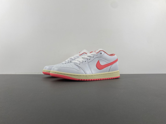 Air Jordan 1 Low  DC0774-109
