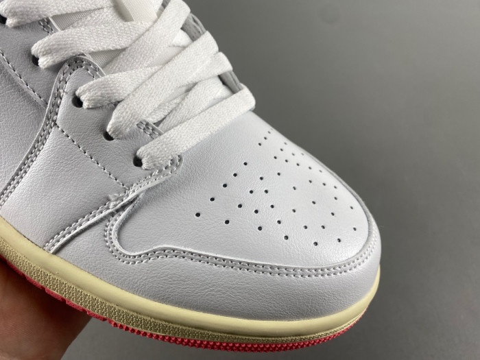 Air Jordan 1 Low  DC0774-109