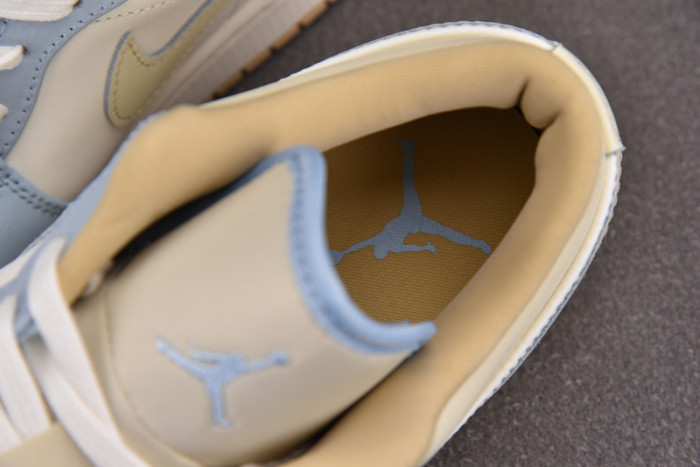 Air Jordan 1 Low SE HQ4186-111