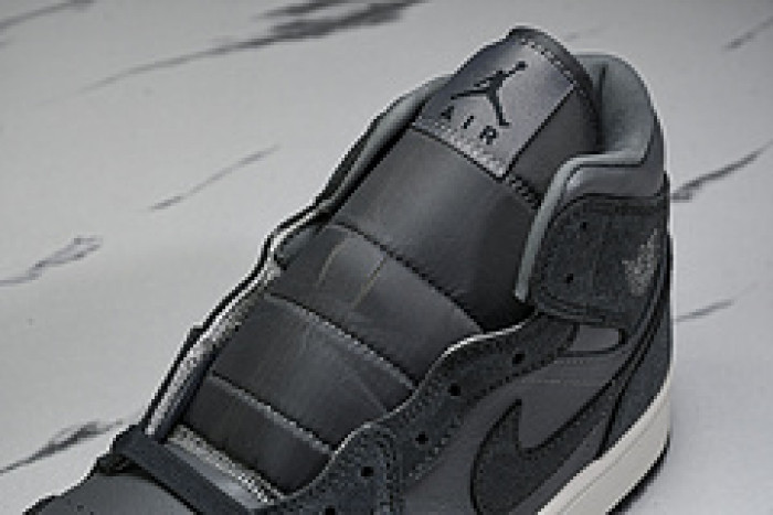 WMNS Air Jordan Mid SE  FJ3448-001