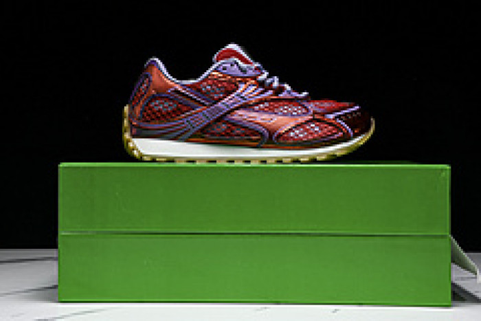 bo*te*ga Ve*ne*ta sneaker