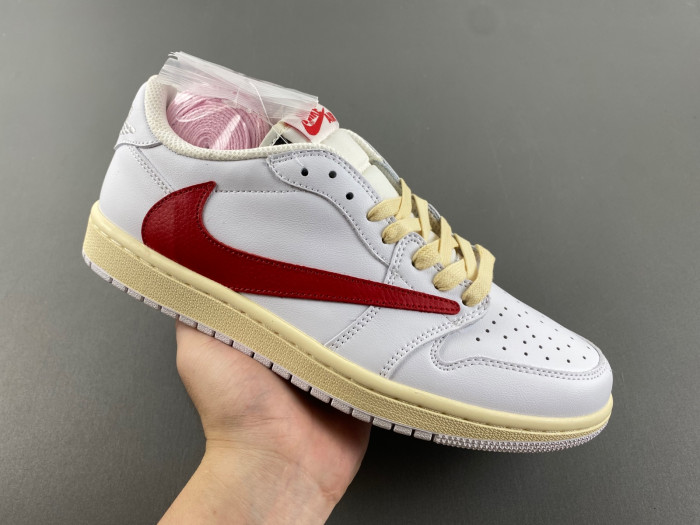 Travis Scott x Air Jordan  CQ4277-113