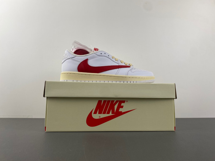 Travis Scott x Air Jordan  CQ4277-113