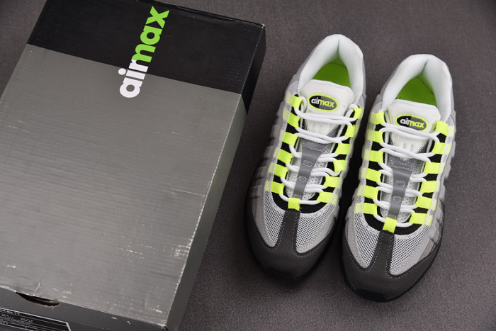 Nk Air Max 95 OG Neon  554970-071