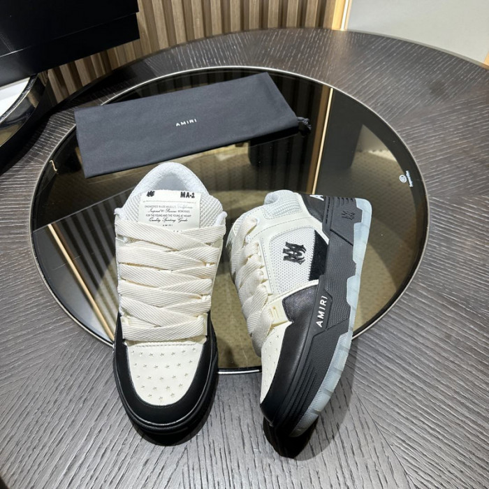AM1R1 SNEAKERS