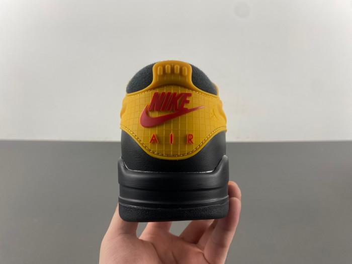 Nigel Sylvester x Air Jordan 4 RM  FQ7939-007