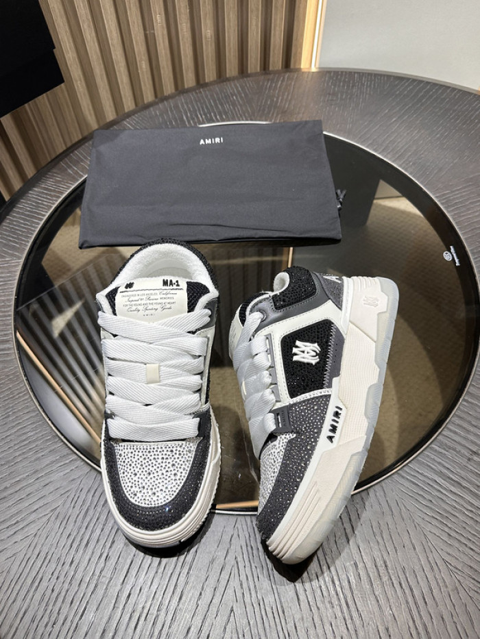 AM1R1 SNEAKERS