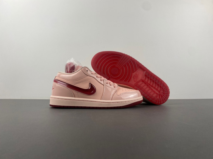 Air Jordan 1 Retro Low  HF3174-600