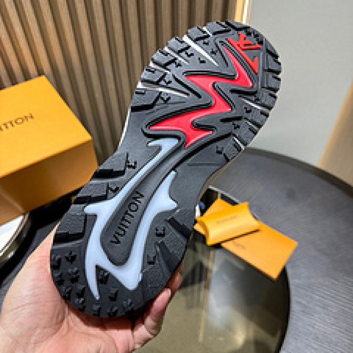 L&V SNEAKERS
