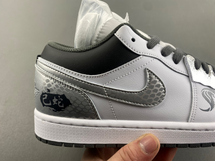Air Jordan 1 Low 553558-152,