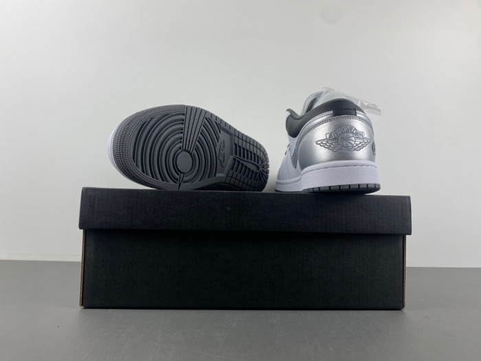 Air Jordan 1 Low 553558-152,