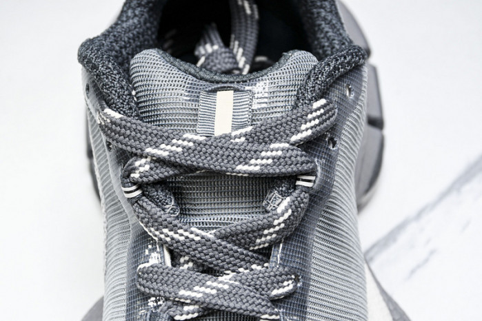 BLEN  Phantom Sneaker