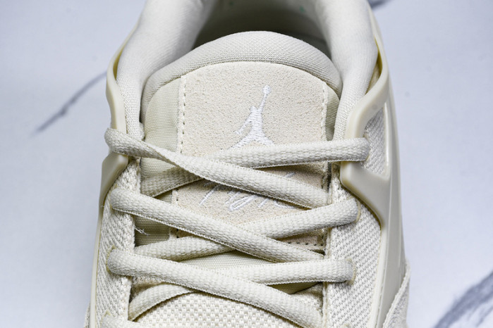 Air Jordan 4RM  FQ7940 200