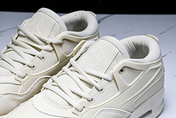 Air Jordan 4RM  FQ7940 200