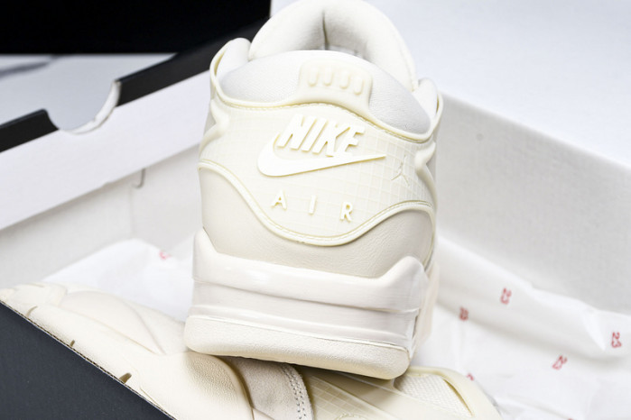 Air Jordan 4RM  FQ7940 200