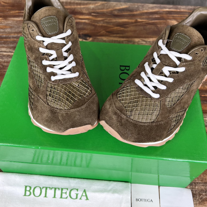 bo*te*ga Ve*ne*ta sneaker