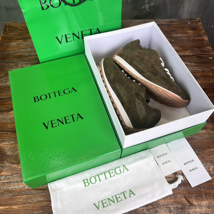 bo*te*ga Ve*ne*ta sneaker